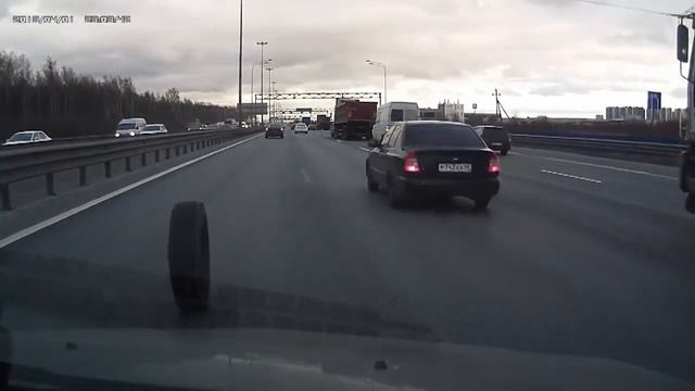 Колесо катится смотреть онлайн