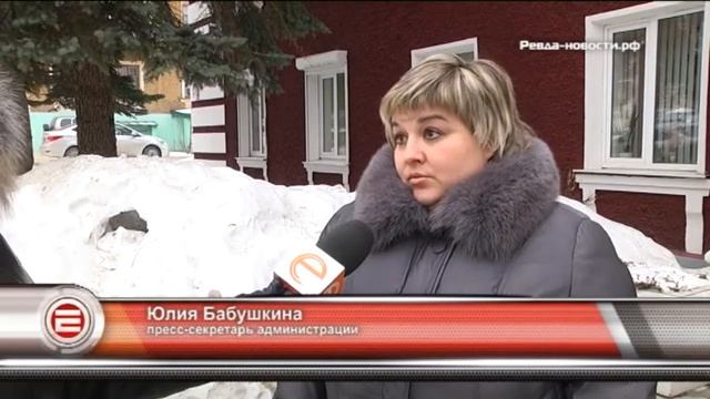 Что мешает коммунальщикам Ревды убирать снег? смотреть онлайн