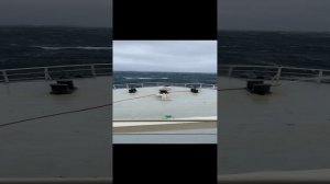 Шторм в Баренцево море