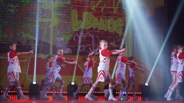 Наш отчетник в школе танцев l-dance #hiphop #детскиетанцы #hiphopдвижения #школатанцев