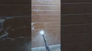 Как снять присохшую пленку с ворот.