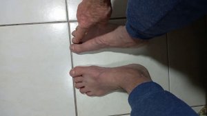Целительная точка при запоре.