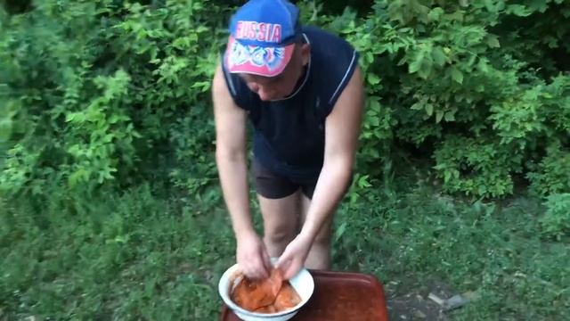 Рулетики из скумбрии на мангале.