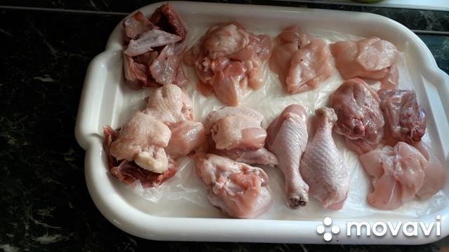 Экономичные вторые блюда на каждый. Несколько блюд из целой курицы. Сколько блюд из одной курицы. Курица на суп какая часть. 1/2 курицы это сколько.