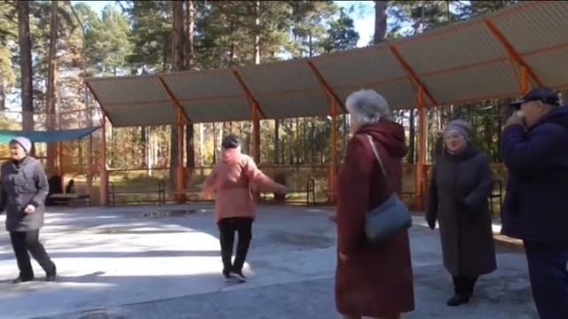 В городском саду смотреть онлайн