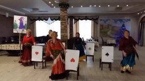 Ну что сказать.... Танец цыганок. Жизнь как в кино.