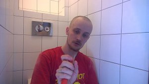 Чистка межплиточных швов керамической плитки