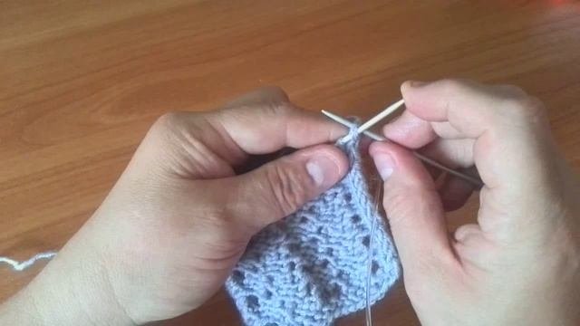СИМПАТИЧНЫЙ УЗОР НА ВСЕ СЕЗОНЫ! Будем вязать вместе спицами.