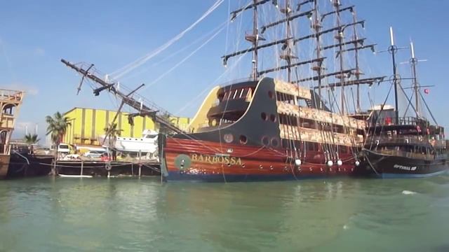 Корабль из фильма "Пираты Карибского моря". смотреть онлайн