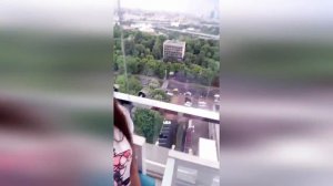 Бузова с сестрой Аней и папой поют новую песню Чемпион