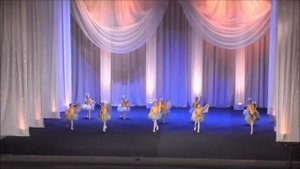 " Танец бабочек " младшая группа