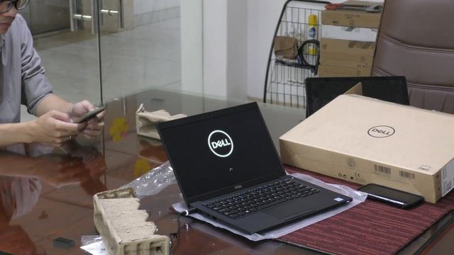 HANOILAB: UNBOXING Dell Latitude 7390 Core i5-8350U/8G/256SSD/13.3in/FHD/W10P FROM USA смотреть онлайн