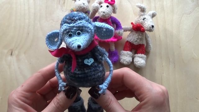 Собачки крючком. Вязаные игрушки мои идеи. смотреть онлайн