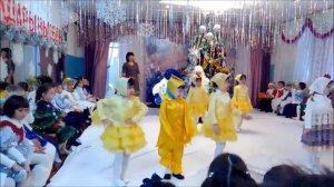 KUKAREKU. Танец петушков и курочек