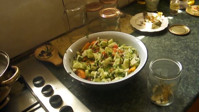 Салат из огурцов и помидор на зиму. "Летний" смотреть онлайн