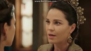 Ты Сафие Султан начала подражать Кёсем. Подкупать их решила как и она.