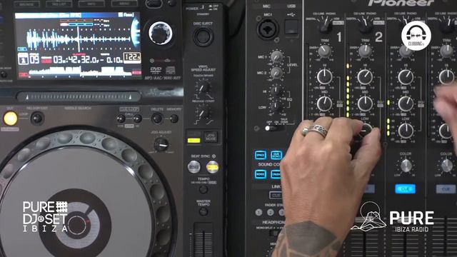 Emanuele Inglese @ Clubbing Tv - Pure Ibiza Radio смотреть онлайн