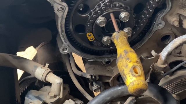 Como substituir a Bomba do Nissan Patrol motor ZD30 sem desfazer o comando. смотреть онлайн