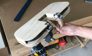 DIY: Ленточная пила по металлу из дрели