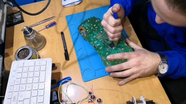 Ford Focus 2 ремонт приборной панели. смотреть онлайн