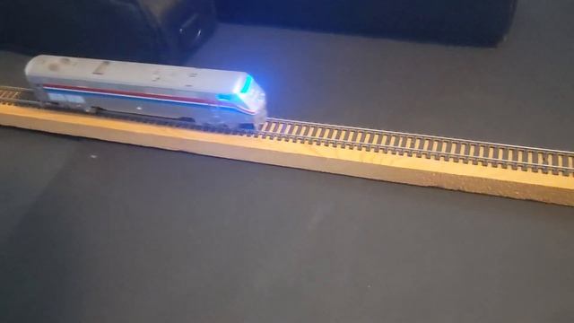 $4 DCC signal generator using micropython pio on a raspberry pi pico, source in the description