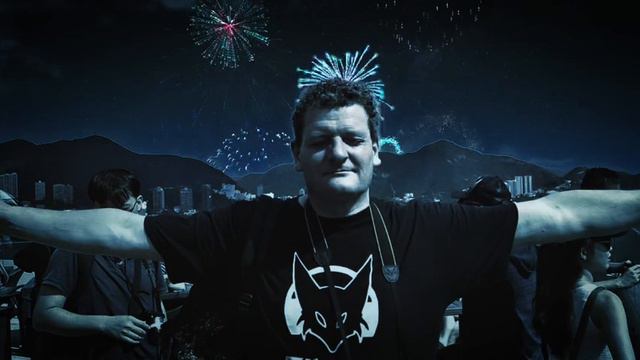 HAPPY NEW YEAR!🤙 смотреть онлайн