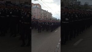 Шел солдат-Поют Рязанские курсанты РВВДКУ им. Маргелова.