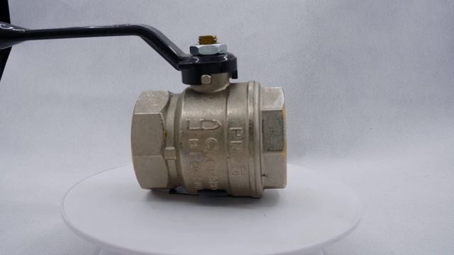 Шаровой кран Рычаг с внутренней резьбой 2 Deniz Lux смотреть онлайн