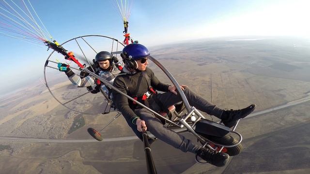 Параплан в Челябинске. Полёты 3 мая 2017. Чебаркуль смотреть онлайн