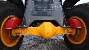 Какие технические жидкости используются на фронтальных погрузчиках Гранит