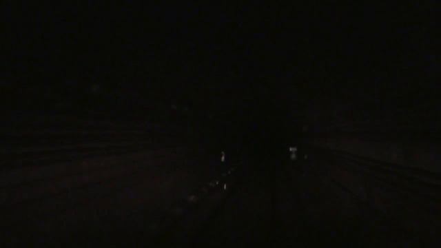 Калининская линия метро 07/01/2004. Поездка с участием Берла Лазара и Петра Вельяминова. Часть 2 смотреть онлайн