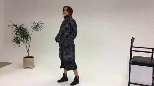 Зимний пуховик из ткани в стиле Chanel от Модного дома Olga Kunitsyna смотреть онлайн