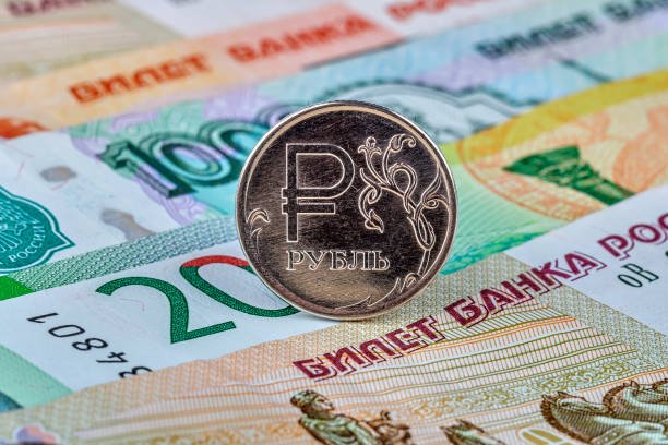 Какие выплаты семьям с детьми и когда будут увеличены в 2022 году