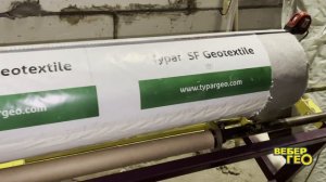 Переупаковка импортного промышленного геотекстиля Typar SF 27 в рулоны для частного использования.