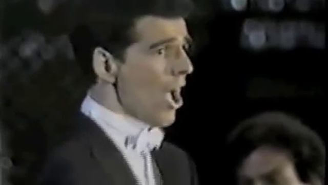 Aris Christofellis: Il tenero momento смотреть онлайн