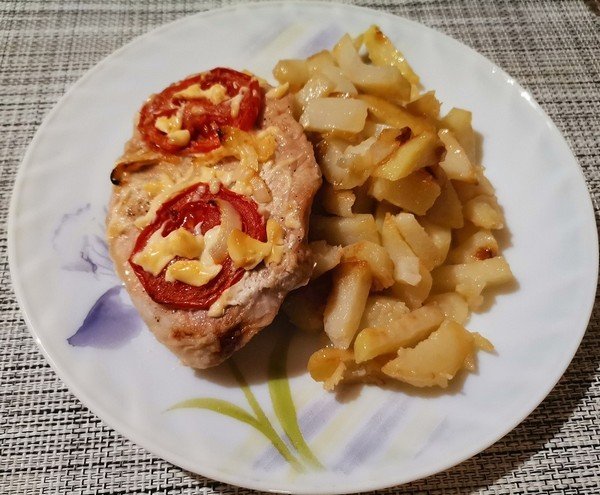 Свинина под овощами. смотреть онлайн