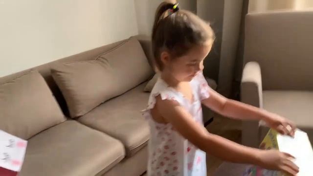 Распаковка подарков!!!Милане 5 лет