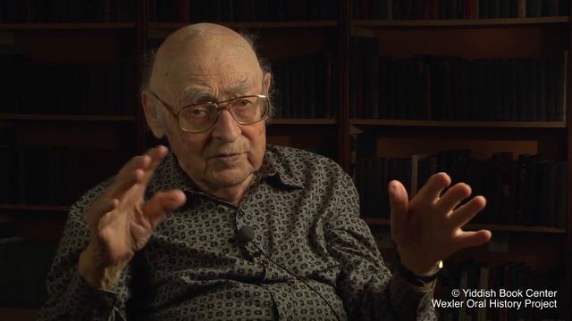 "The Town Was Free of Jews": Memories of Wielun, Poland During World War Two смотреть онлайн