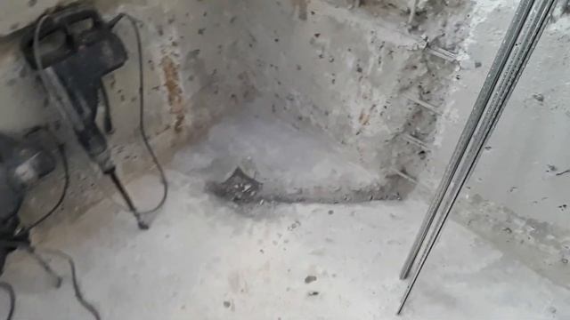 Бассейн в частном доме. Реконструкция и ремонт бассейна: Штукатурка стен, Штукатурим чашу