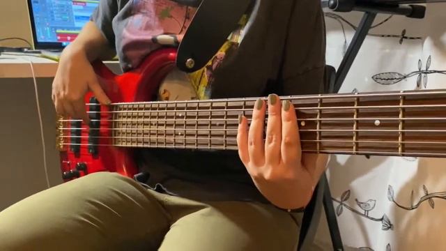 Не банальное басовое упражнение :) смотреть онлайн