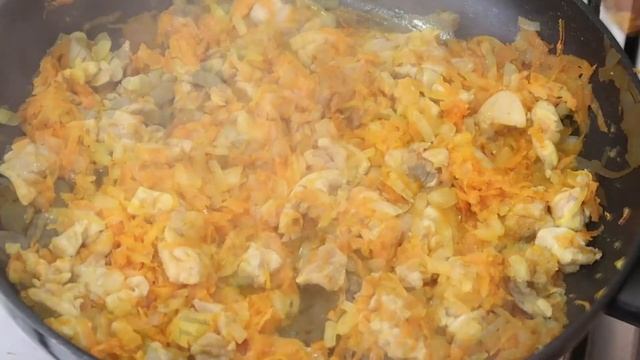 Плов с курицей в горшочке запеченный в духовке смотреть онлайн