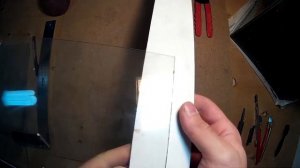 Как резать стеклорезом?