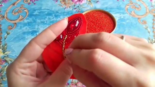 Брошь "Перо Жар-птицы". Мастер-класс смотреть онлайн