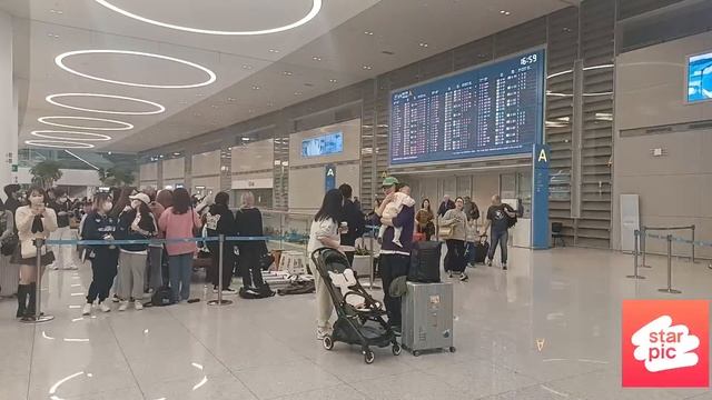 [LIVE]  Stray Kids Arrival - at  Incheon Airport 20230404