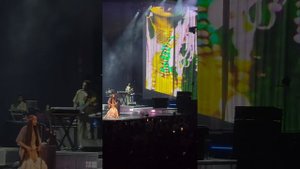 Erykah Badu - Gone Baby, Don't Be Long (Live)