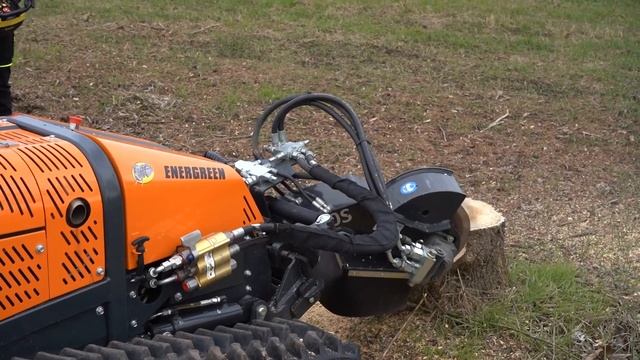 RoboEVO Измельчитель пней