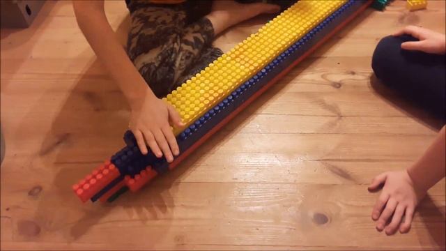 Большой корабль из конструктора ("Титаник") смотреть онлайн