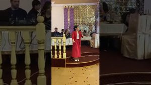 Даргинская свадьба поет  Зульмира Мустафаева. Даргинская танцевальная