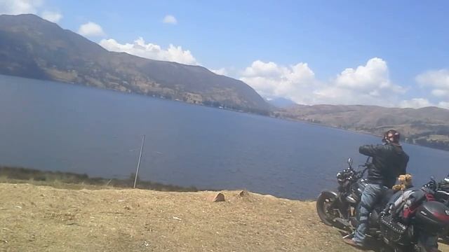 viaje en moto desde lima al cusco ,pasando por andahuaylas y su laguna pacucha 30 de agosto del 201 смотреть онлайн