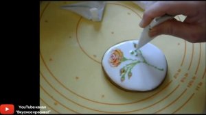 ПРЯНИК в технике "мокрым по мокрому"" /The wet-on-the-wet technique decorated gingerbread